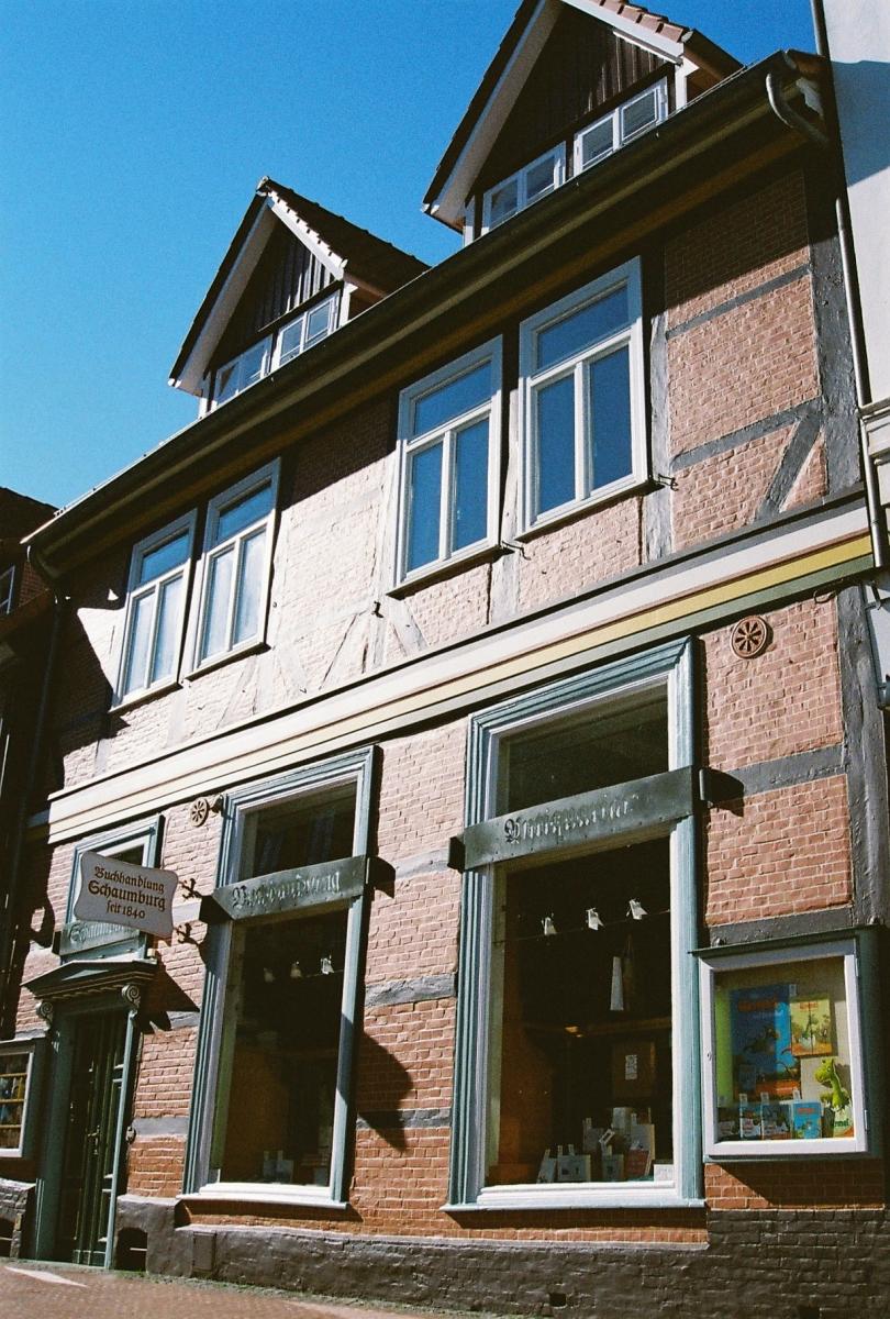 hausfront_2013_hochkant_1_0.jpg